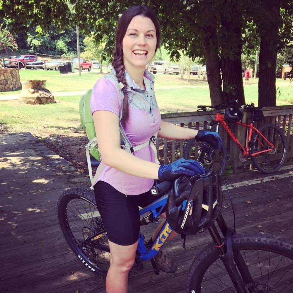 Meet your Posher, Holly